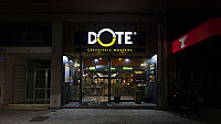 Dote Republica outside