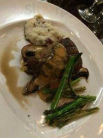 Winds Steakhouse food