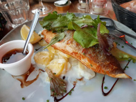 Le Bistrot du Vivier food