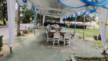 Restoran Biru Laut inside