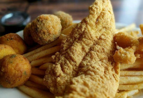 Boudreaux's Cajun Kitchen food