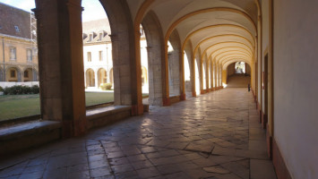 La Halte de L'Abbaye food