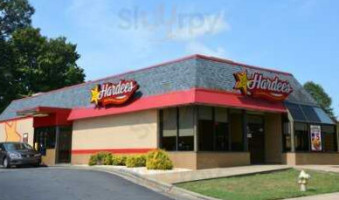 Hardee's outside