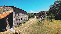 Rifugio Le Cave outside