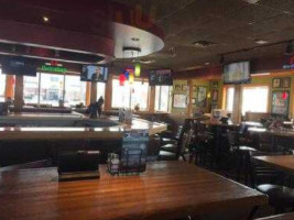 Applebee's inside