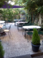 Le Jardin Des Thermes inside