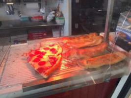 Siciliano's Pizzeria food