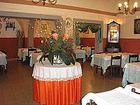 Trattoria Da Mario inside