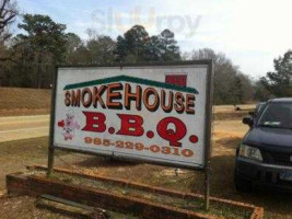 Smokehouse Bbq outside