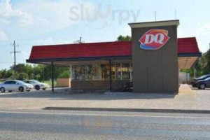 Dairy Queen outside