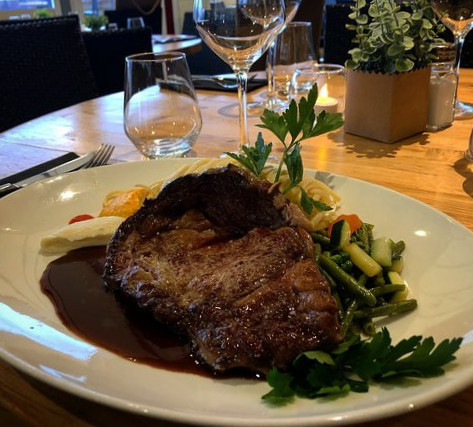 restaurant image