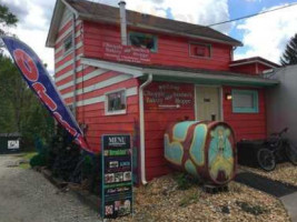 Ohiopyle Bakery Sandwich Shoppe outside