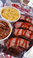 Two Brothers Bbq food