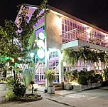 Kk Restaurant&bar outside