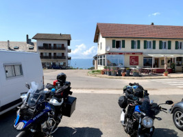 Auberge Des Montagnards outside