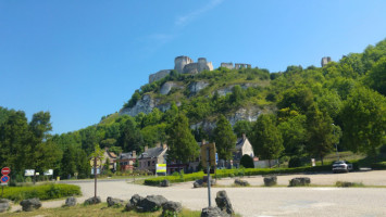 Auberge Du Pont outside