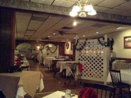 Marino's Restaurant, LLC food