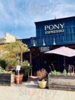 Pony Espresso outside