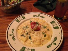 Olive Garden food