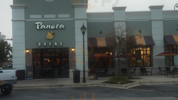 Panera Bread outside