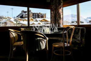 Restaurant Bar La Moma Alpe D'huez food