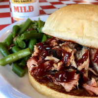 Hog Wild Pit B-q food