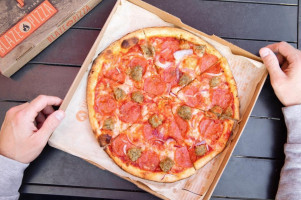 Blaze Pizza food