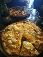 L'atelier Pizzeria food