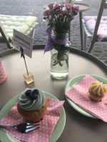 Cupcake Affair food