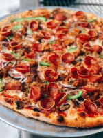 Oakland Pizza Co. food