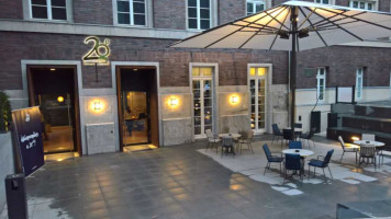 20° Restobar inside