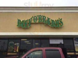 Beef 'o ' Brady 's outside