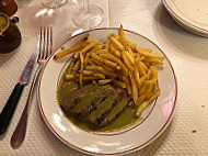 Le Relais de l'Entrecote food