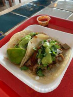 Los Plebes Taqueria food