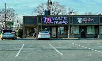 Terri-lynn's -b-q Deli outside