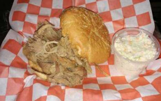 Shundra's Soul Smokehouse food