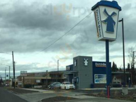 Dutch Bros Coffee outside