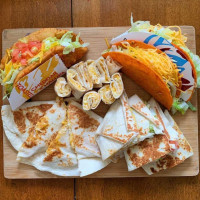 Taco Bell Cantina food