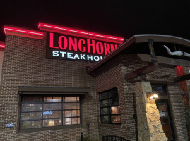 Longhorn Steakhouse food