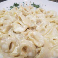 Tortellino Bistrot food