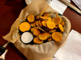 Chester's Cajun Grill food