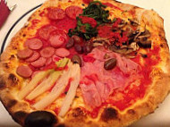 La Bussola Prosciutteria Pizzeria food