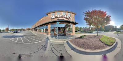 Mcalister's Deli outside