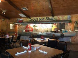 Jojo's Catfish Wharf inside