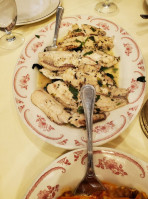 Maggiano's Little Italy food