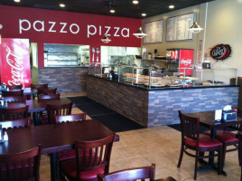 Pazzo Pizza inside