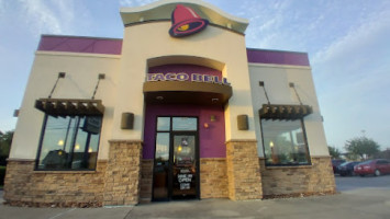 Taco Bell outside