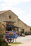 Auberge Des Fontaines Ferme outside