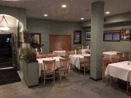 Ivano's Italian inside