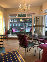 Caspars – Café Und Bistro inside